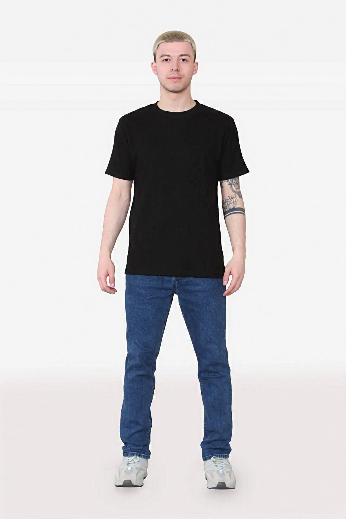 Man Basic Crew Neck T-Shirt-0