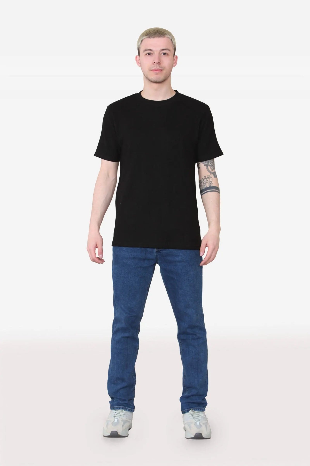 Man Basic Crew Neck T-Shirt-1