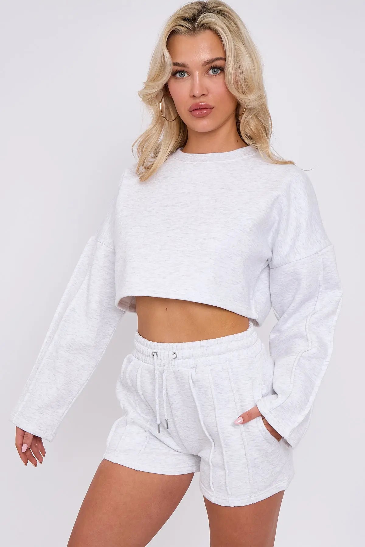 3 Seam Detail Round Neck Crop Top and Short Tracksuit Set CICAY