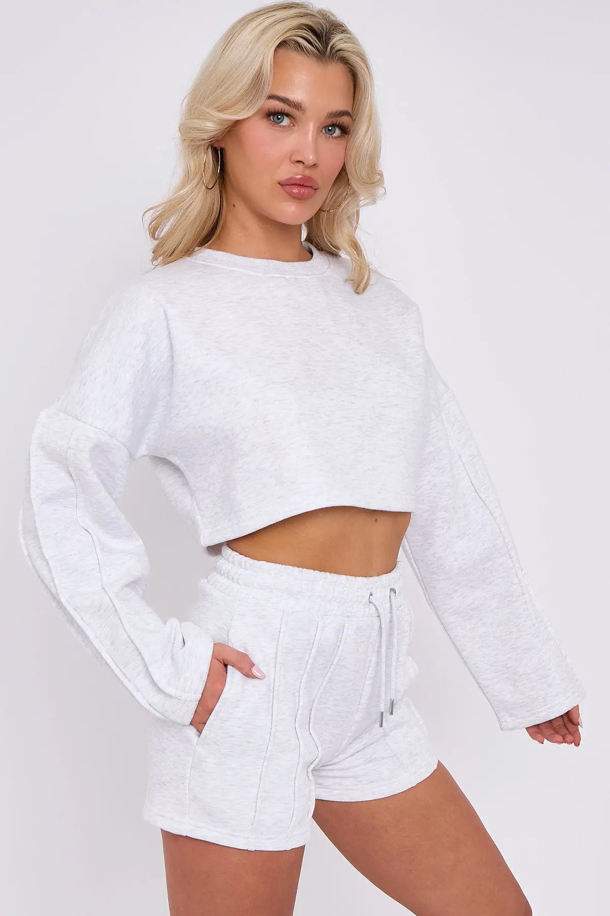 3 Seam Detail Round Neck Crop Top and Short Tracksuit Set CICAY