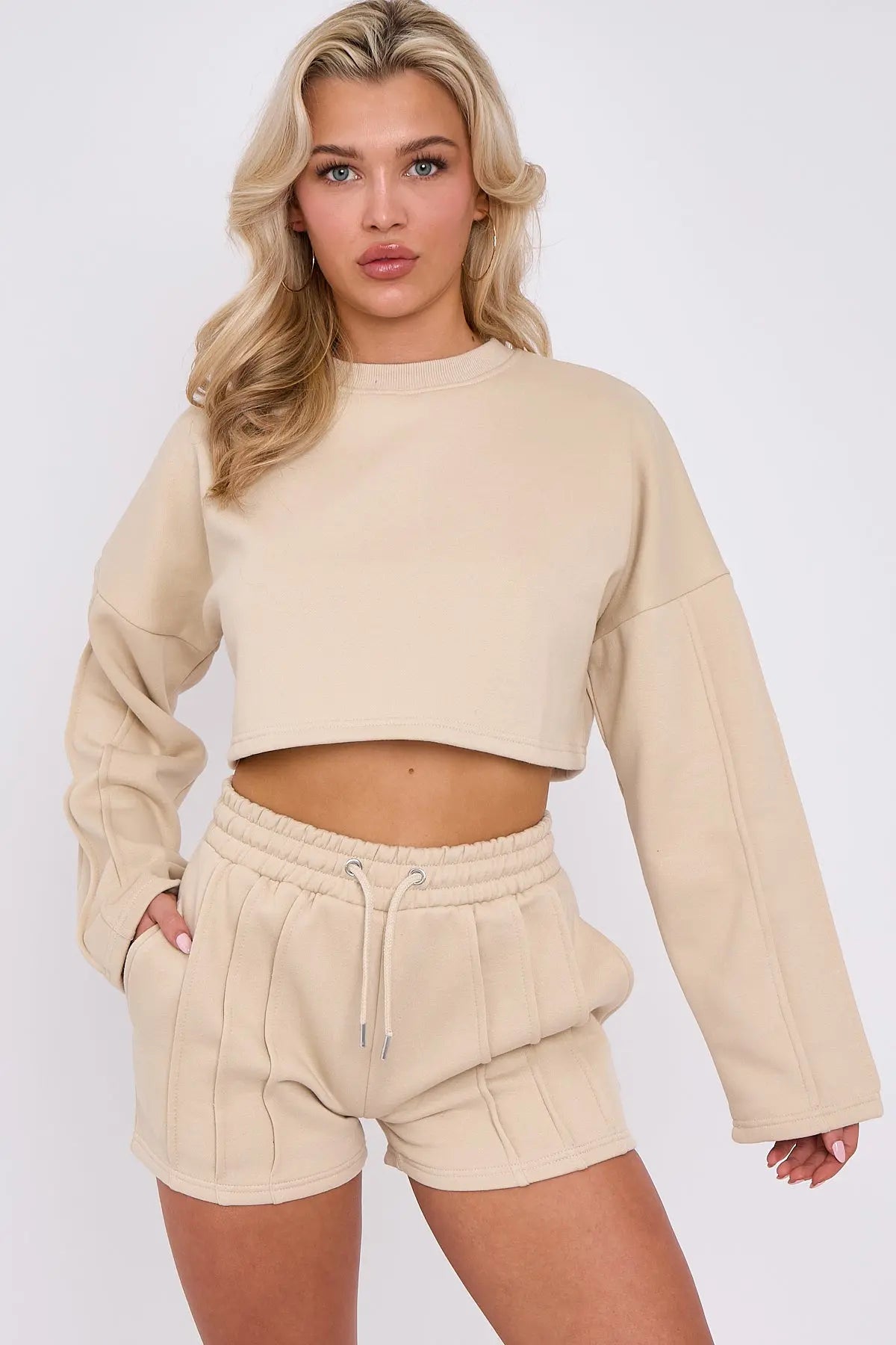 3 Seam Detail Round Neck Crop Top and Short Tracksuit Set CICAY