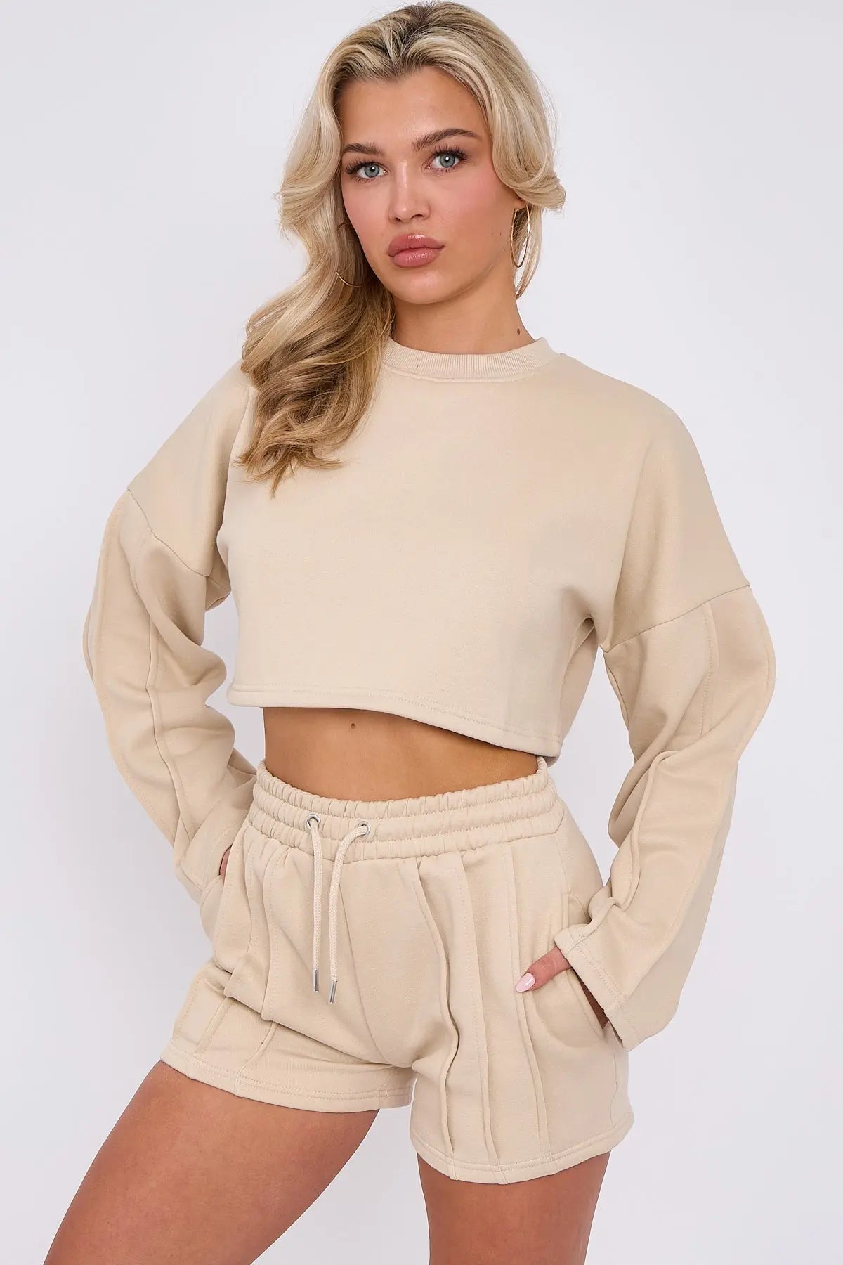 3 Seam Detail Round Neck Crop Top and Short Tracksuit Set CICAY