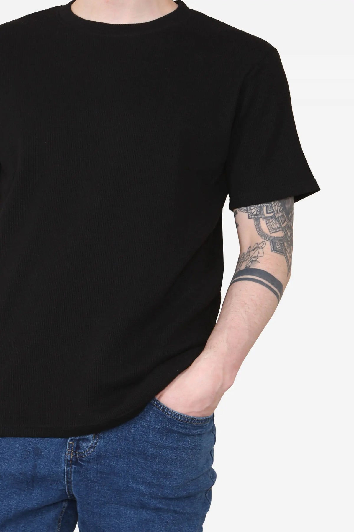 Man Basic Crew Neck T-Shirt-3