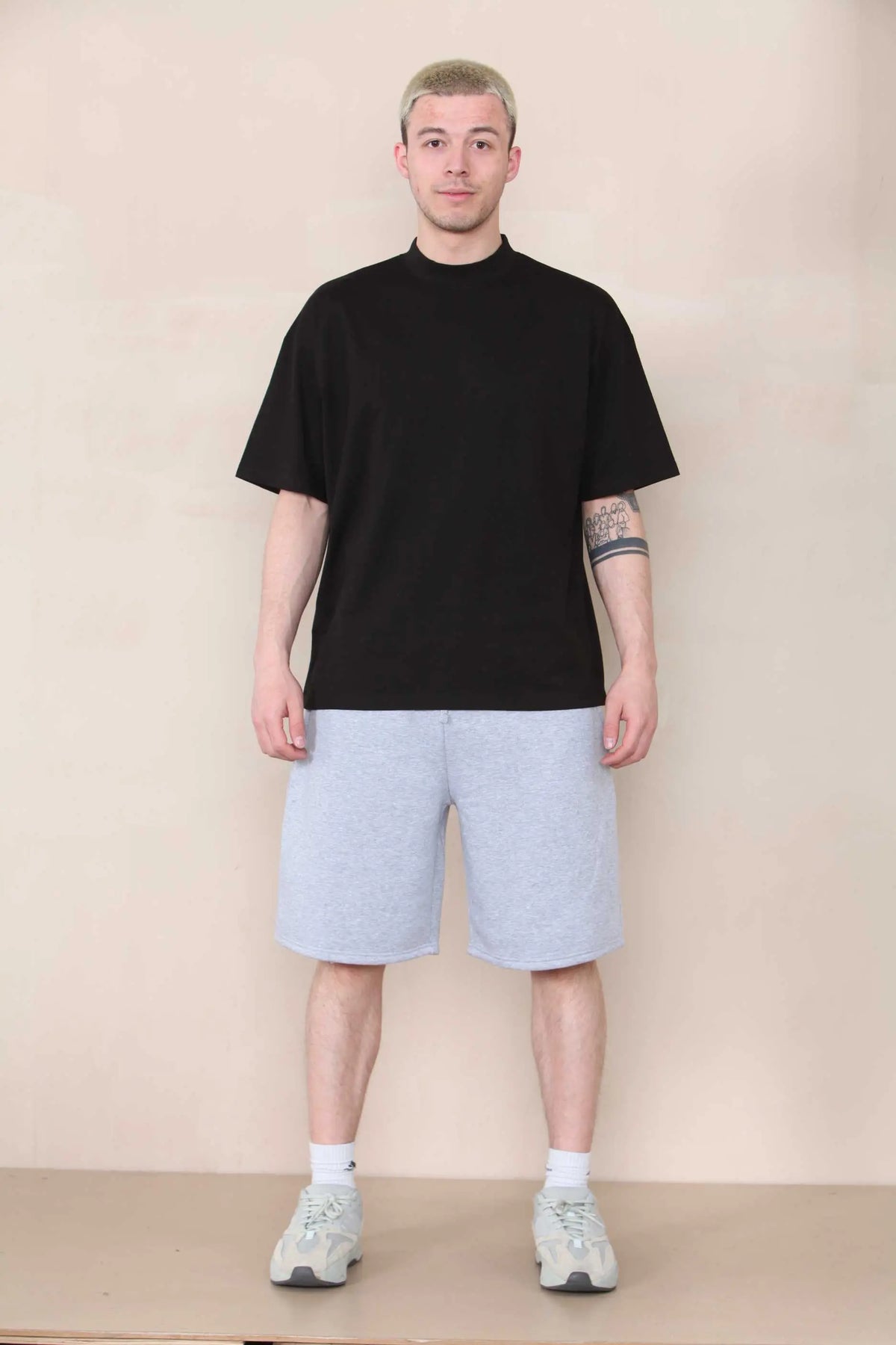 Oversized Extended Neck T-shirt - Black For Men Cicay